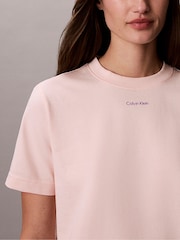 Rosa - Calvin Klein Woven Label T-Shirt - Imagen 4 de 6