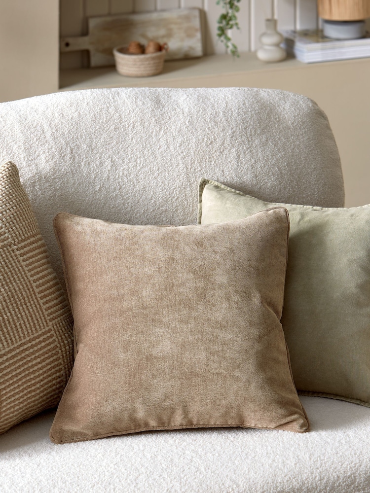 Weiches Velours-Kissen - Bild 1 von 3 Weiches Velours-Kissen - Bild 1 von 3