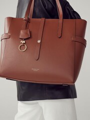 Radley London Brown Abingdon Road Large Zip Top Shoulder Bag - Image 7 of 9