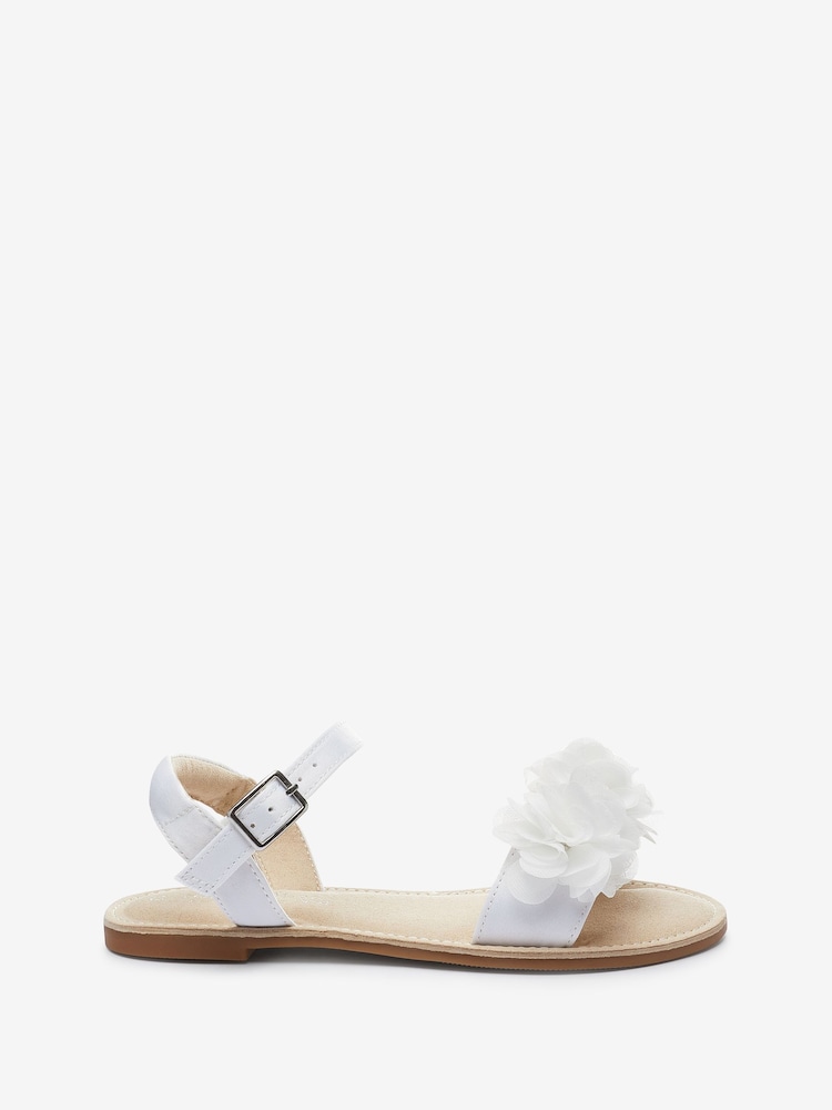 Elfenbeinweiß - Sandalen mit Blumenverzierung, besondere Anlässe - Bild 1 von 4 Elfenbeinweiß - Sandalen mit Blumenverzierung, besondere Anlässe - Bild 1 von 4