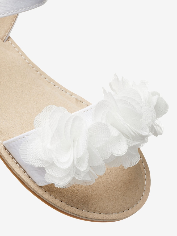 Elfenbeinweiß - Sandalen mit Blumenverzierung, besondere Anlässe - Bild 4 von 4