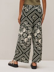 Monochrome Print Jersey Culotte Trousers - Image 3 of 5