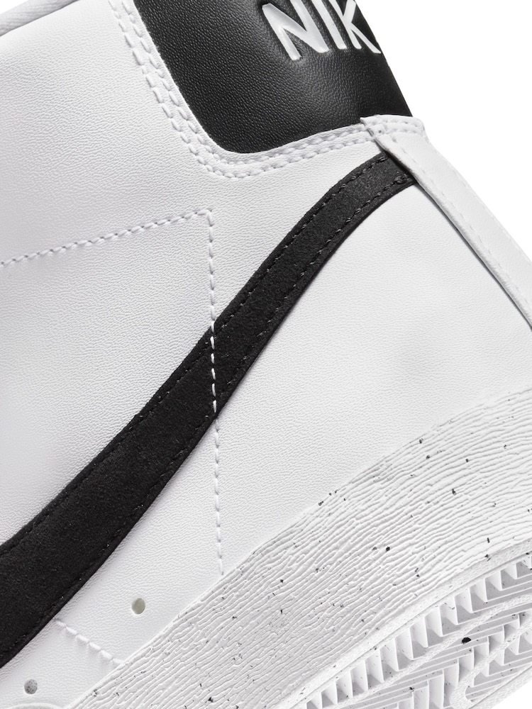 Nike White/Black Blazer Mid 77 Next Nature Trainers - Image 10 of 10