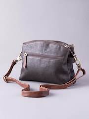 Castanho - Bolsa transversal Hartsop com zíper Lakeland Leather - Imagem 3 de 14