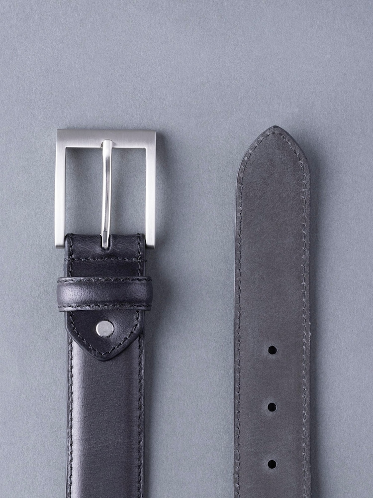 Lakeland Leather Black Staveley Leather Belt - Image 3 of 3
