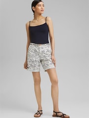 Esprit Cream Stretch Cotton Bermuda Shorts With A Belt - Image 2 of 8