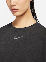 Nike Oversized Black Remix Crew - Image 4 of 4