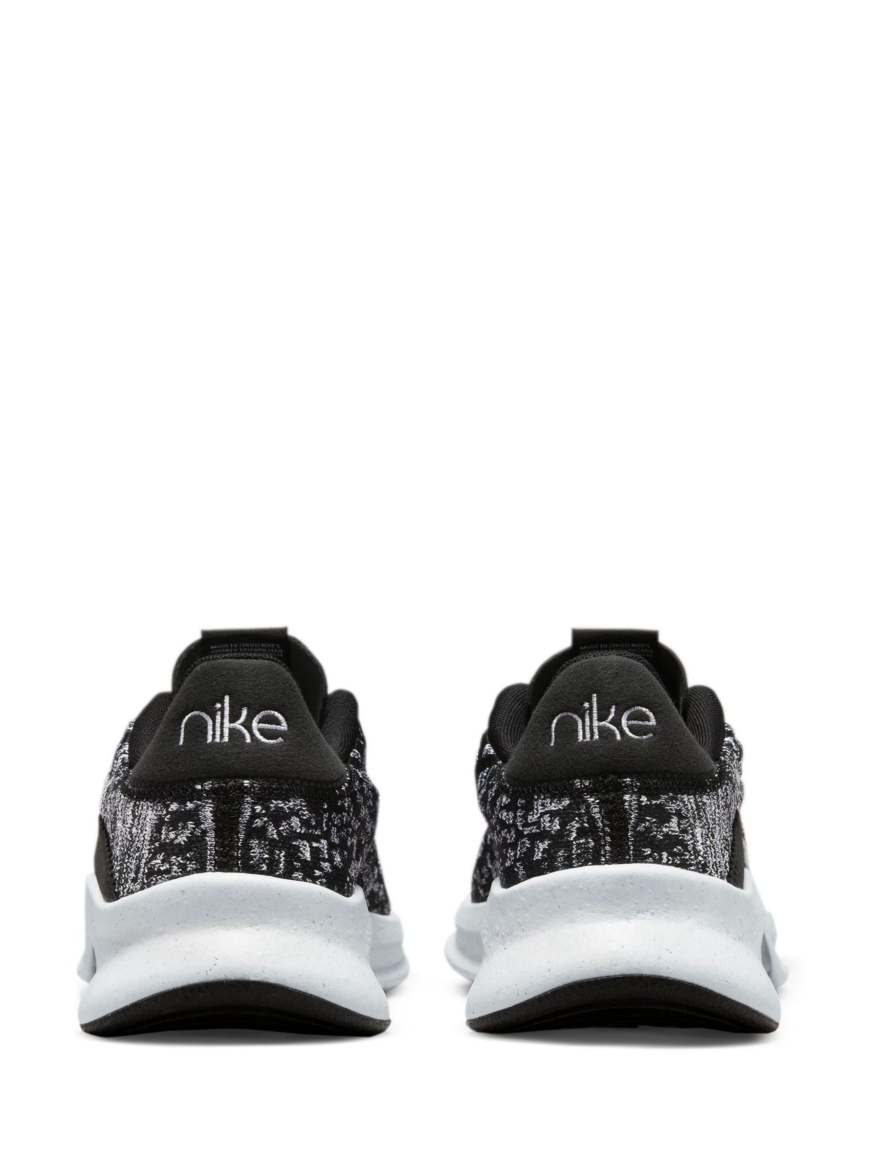 Nike training shoes black and white shop