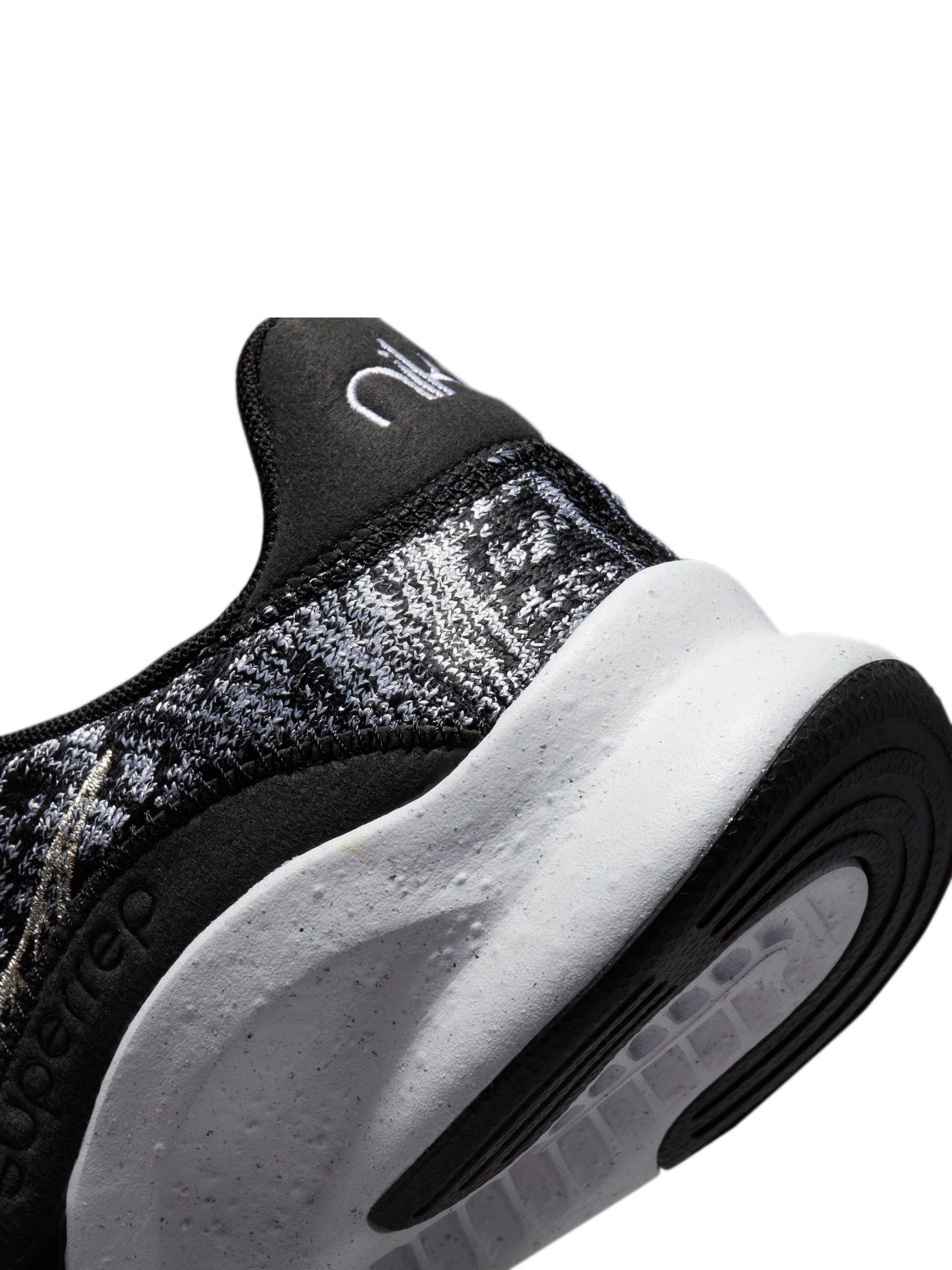 Nike flyknit trainee clearance