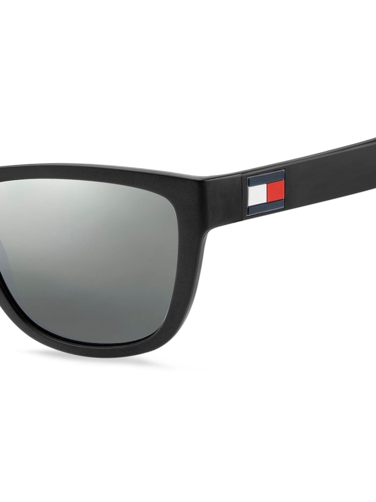 Tommy Hilfiger Black Logo Sunglasses - Image 3 of 3 Tommy Hilfiger Black Logo Sunglasses - Image 3 of 3