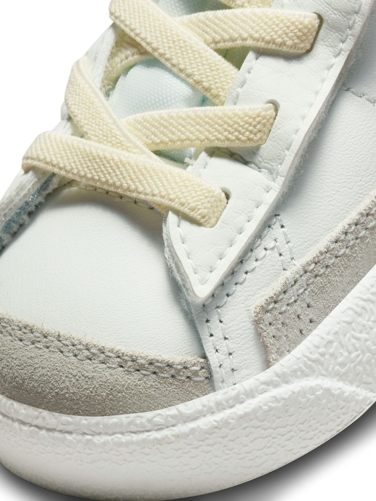 Nike White/Pink Blazer 77 Mid Infant Trainers - Image 9 of 10