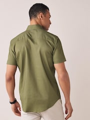 Green Pea Regular Fit Short Sleeve Easy Iron Button Down Oxford Shirt - Image 2 of 6