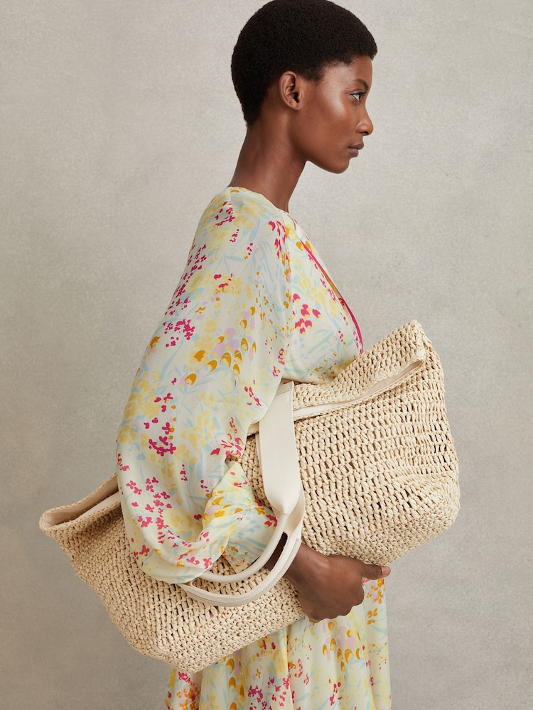 Blusa corta con estampado floral y lazada en la cintura Lyla de Reiss - Imagen 1 de 6