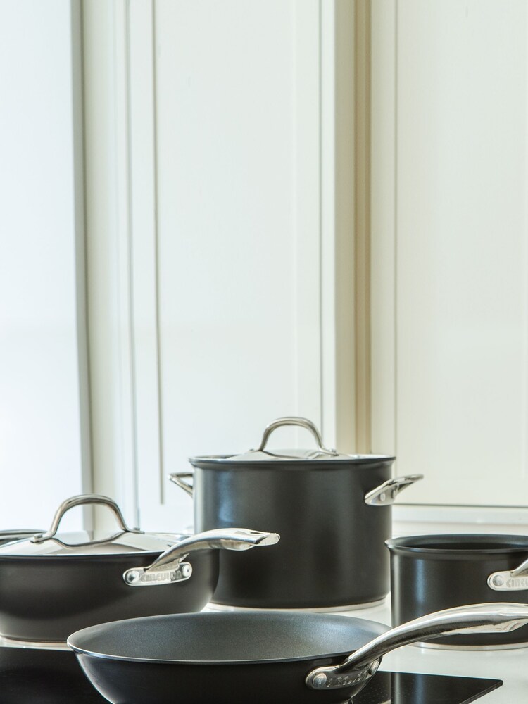 Circulon Black Excellence Hard Anodised 28cm Chef Pan With Lid - Image 2 of 5