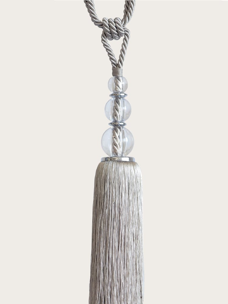 Laura Ashley Silver Selby Resin Tassel Curtain Tieback - Image 2 of 3