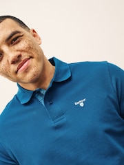 أزرق Lyons - قميص بولو بتصميم كلاسيكي من القطن 100% من ‪Barbour®‬ - صورة 4 من 7
