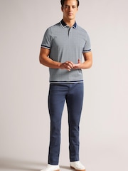 Blau - Ted Baker Affric Polo-Shirt in Regular mit strukturiertem Geodesign - Bild 3 von 4