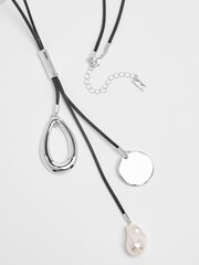 Black Cord Cluster Necklace - Image 3 of 4