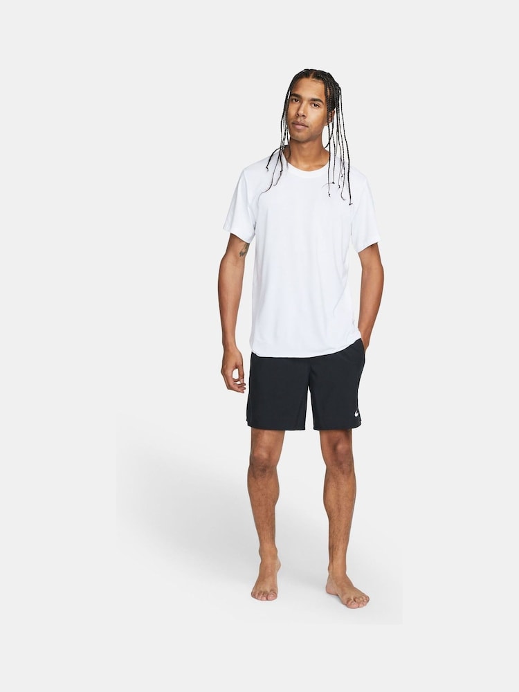 Nike Black 7 Inch Dri-FIT Challenger 9 inch Unlined Running Shorts - Image 8 of 15