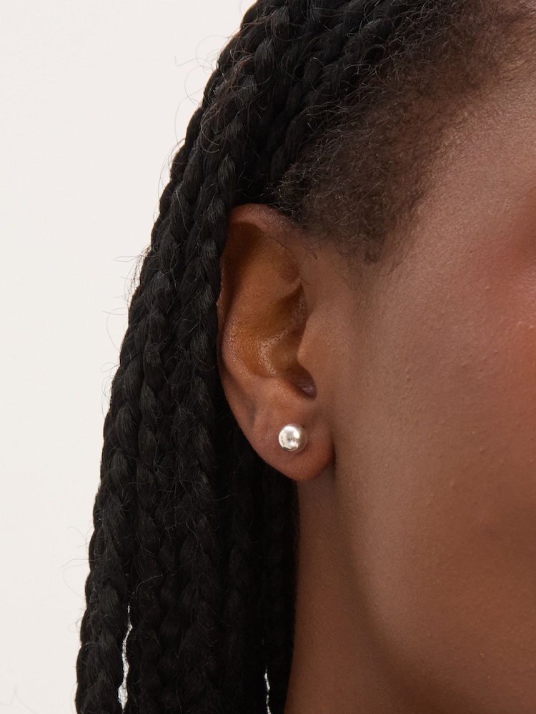 Simply Silver 925 Sterling Silver 6mm Polished Ball Stud Earrings - Image 2 of 3 Simply Silver 925 Sterling Silver 6mm Polished Ball Stud Earrings - Image 2 of 3