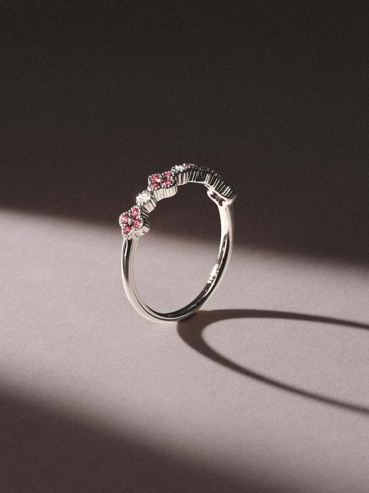 The Diamond Store Red Alegria 0.18ct Lab Ruby 4 Clover Ring - Image 2 of 3 The Diamond Store Red Alegria 0.18ct Lab Ruby 4 Clover Ring - Image 2 of 3
