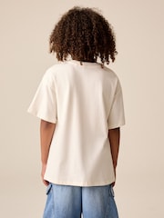 Cravate blanche - T-shirt graphique oversize (3-16 ans) - Image 2 de 8