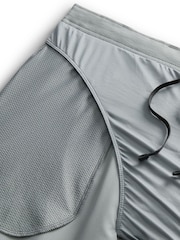 Nike Light Grey Dri-FIT Challenger 5 inch Brief Lined Running Shorts - Image 9 of 9