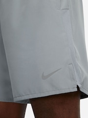 Nike Grey Challenger Dri-FIT 7 inch 2-in-1 Running Shorts - Image 4 of 9