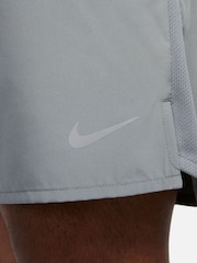 Nike Grey Challenger Dri-FIT 7 inch 2-in-1 Running Shorts - Image 8 of 9