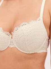 Cream Pad Balcony Broderie Lace Light Bra - Image 3 of 5