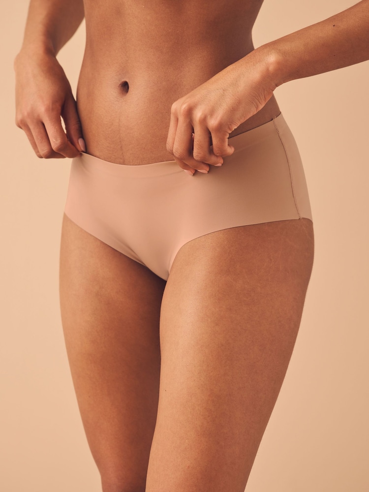 Black/Praline Nude/Chocolate Nude Short No VPL Comfort Knickers 3 Pack - Image 2 of 11