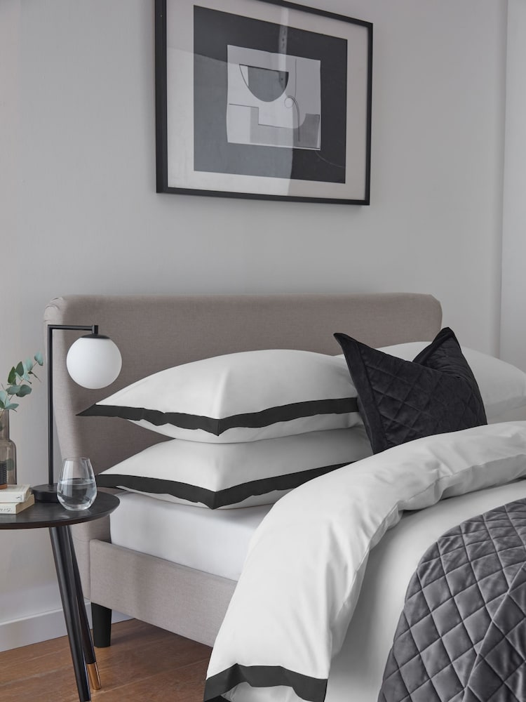 White/Black Cotton Rich Oxford Duvet Cover and Pillowcase Set - Image 2 of 7