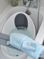 Shnuggle 3 Pack Blue Wash Cloths - Image 3 of 3