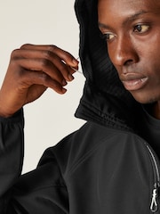 Regatta – Arec III – Softshell-Jacke in Schwarz, spritzwasserbeständig - Bild 5 von 9
