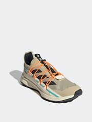 adidas Brown Terrex Voyager 21 Travel Trainers - Image 4 of 7