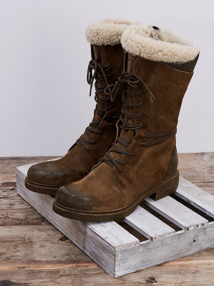 Celtic & Co Brown Woodman Boots - Image 5 of 5