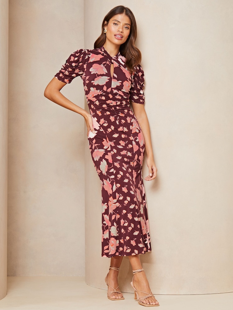 Rot - Lipsy Kurzärmeliges Midikleid mit geraffter Taille - Bild 1 von 4 Rot - Lipsy Kurzärmeliges Midikleid mit geraffter Taille - Bild 1 von 4