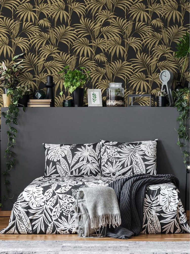 Julien Macdonald Black Honolulu 10M Wallpaper - Image 1 of 3