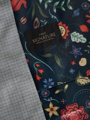 Light Grey Signature TG Di Fabio Wool Rich Puppytooth Suit: Waistcoat - Image 3 of 5