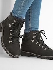 Tog 24 Black Outback Walking Boots - Image 1 of 7