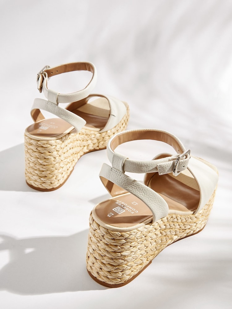 Biały - Forever Comfort® Leather Raffia High Wedges - Image 4 of 6