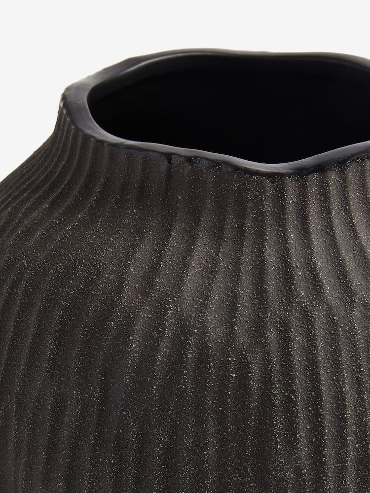 Black Carved Texture Ceramic Vase - Image 3 of 3