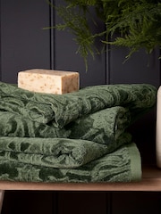 Morris & Co Green St James Towel - Image 1 of 4
