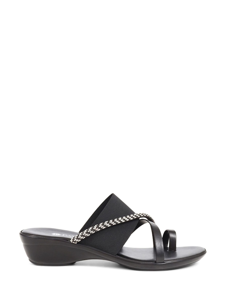 Pavers Black Smart Toe Post Sandals - Image 2 of 6