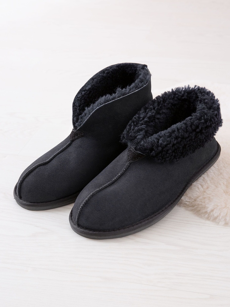Celtic & Co Sheepskin Bootee Slippers - Image 6 of 6