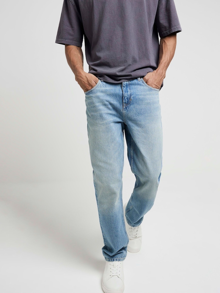 River Island faded Blue Straight Fit Jeans - Image 1 of 4