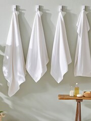 furn. 4 Piece White Textured 100% Cotton Towel Bale - Image 2 of 4