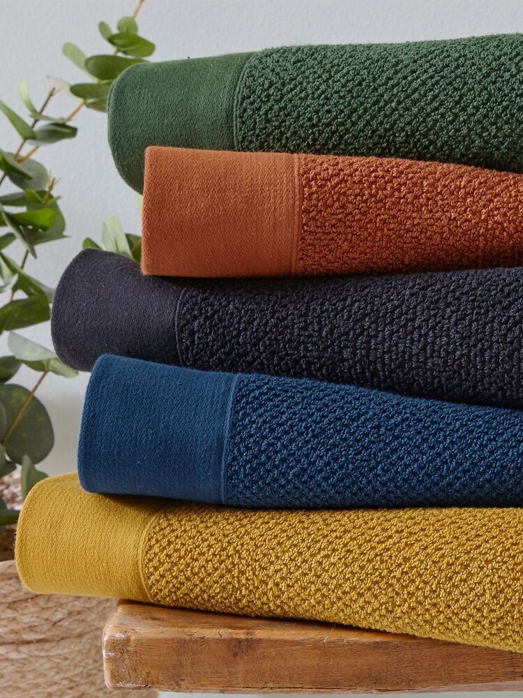 furn. 4 Piece Dark Green Textured 100% Cotton Bale Towels - Image 4 of 4