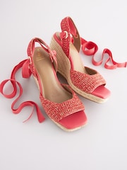 Pink - Forever Comfort® Schuhe mit Keilabsatz, Wickeldesign und Häkelspitze - Bild 3 von 9