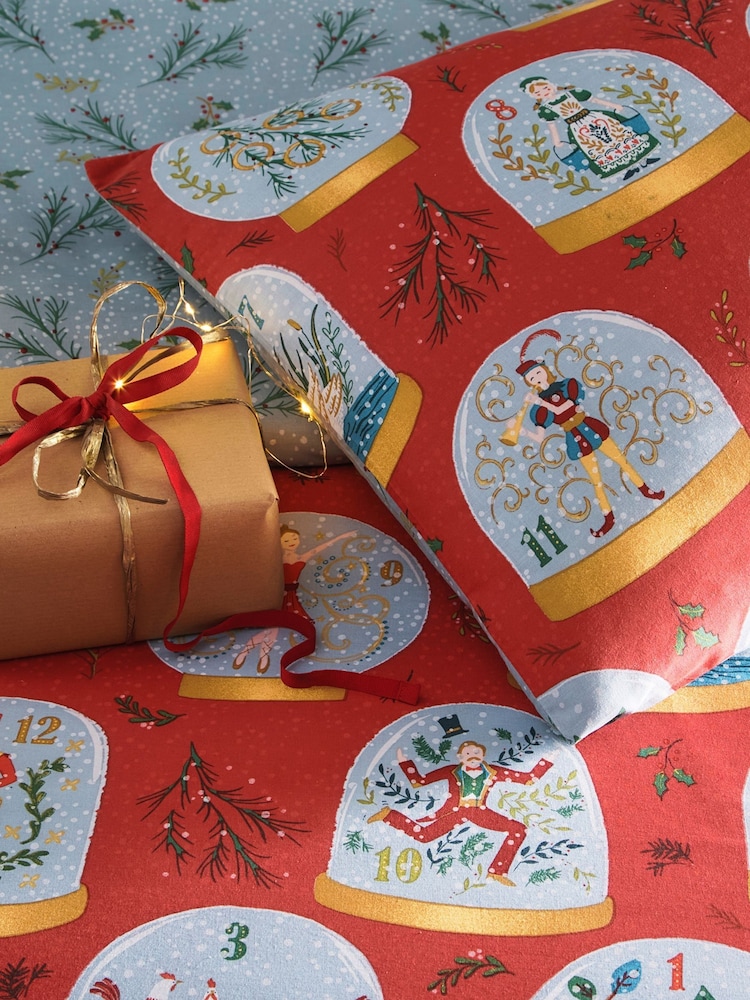 طقم من غطاء لحاف وغطاء وسادة ذو وجهين Twelve Days of Christmas من furn - صورة 2 من 3 طقم من غطاء لحاف وغطاء وسادة ذو وجهين Twelve Days of Christmas من furn - صورة 2 من 3